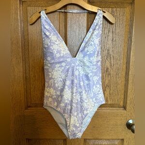Summersalt one piece swimsuit M antique floral in lavender
